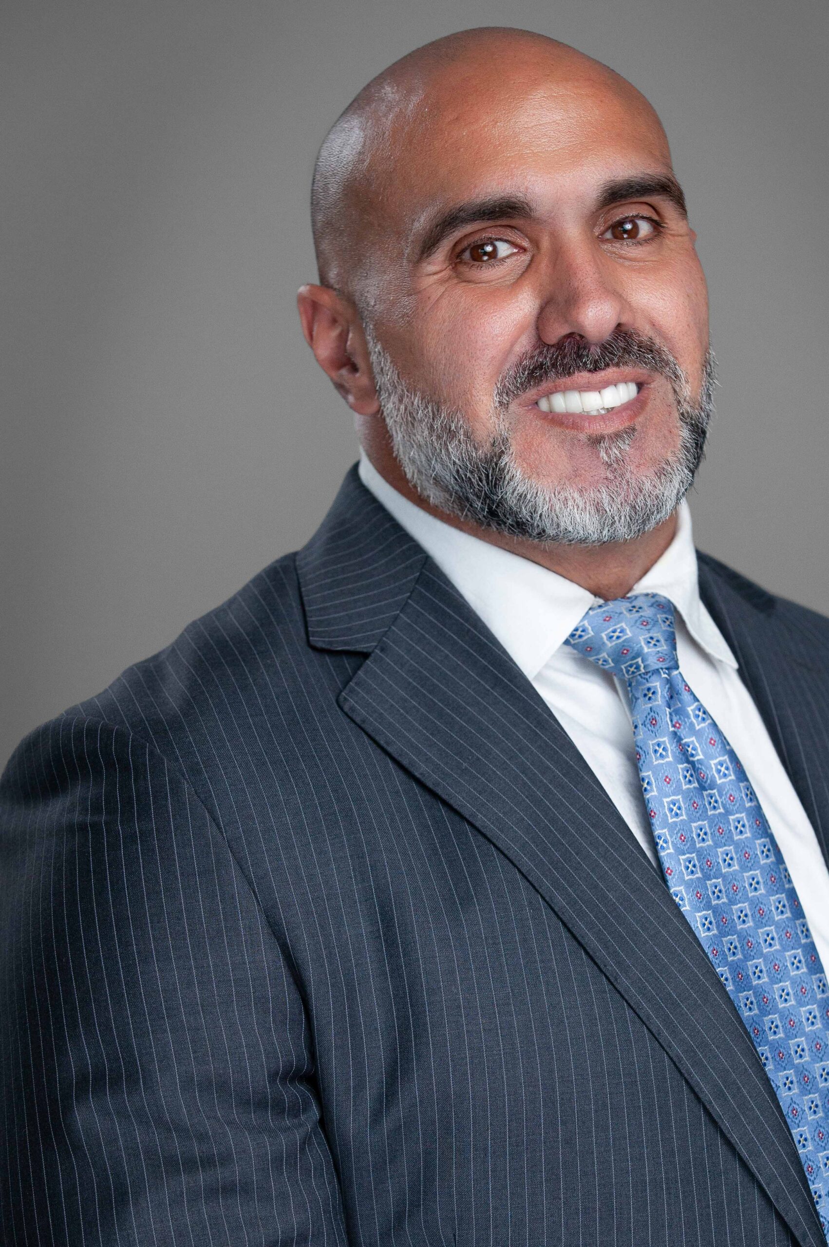 David Mitchell of MANEY | GORDON Trial Lawyers 800x1203